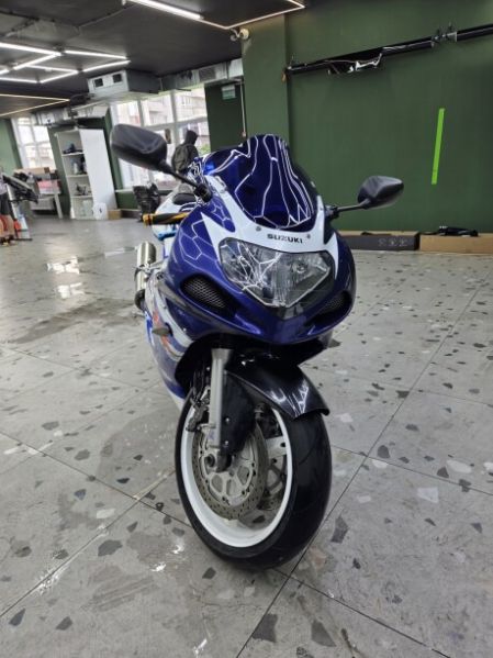 Suzuki GSX-R, 2001 г.
