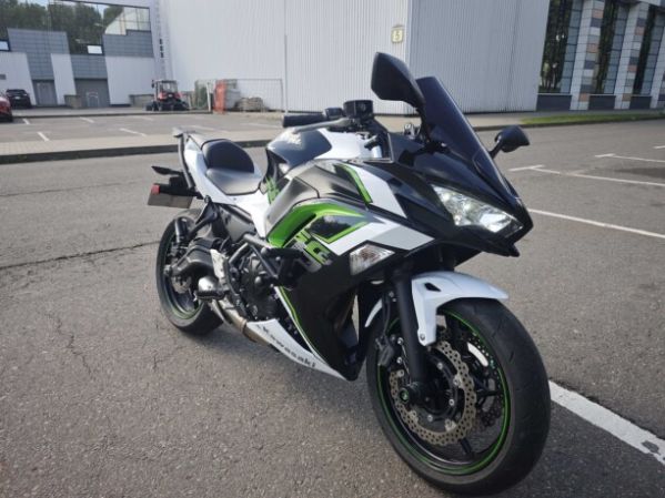  Ninja EX650