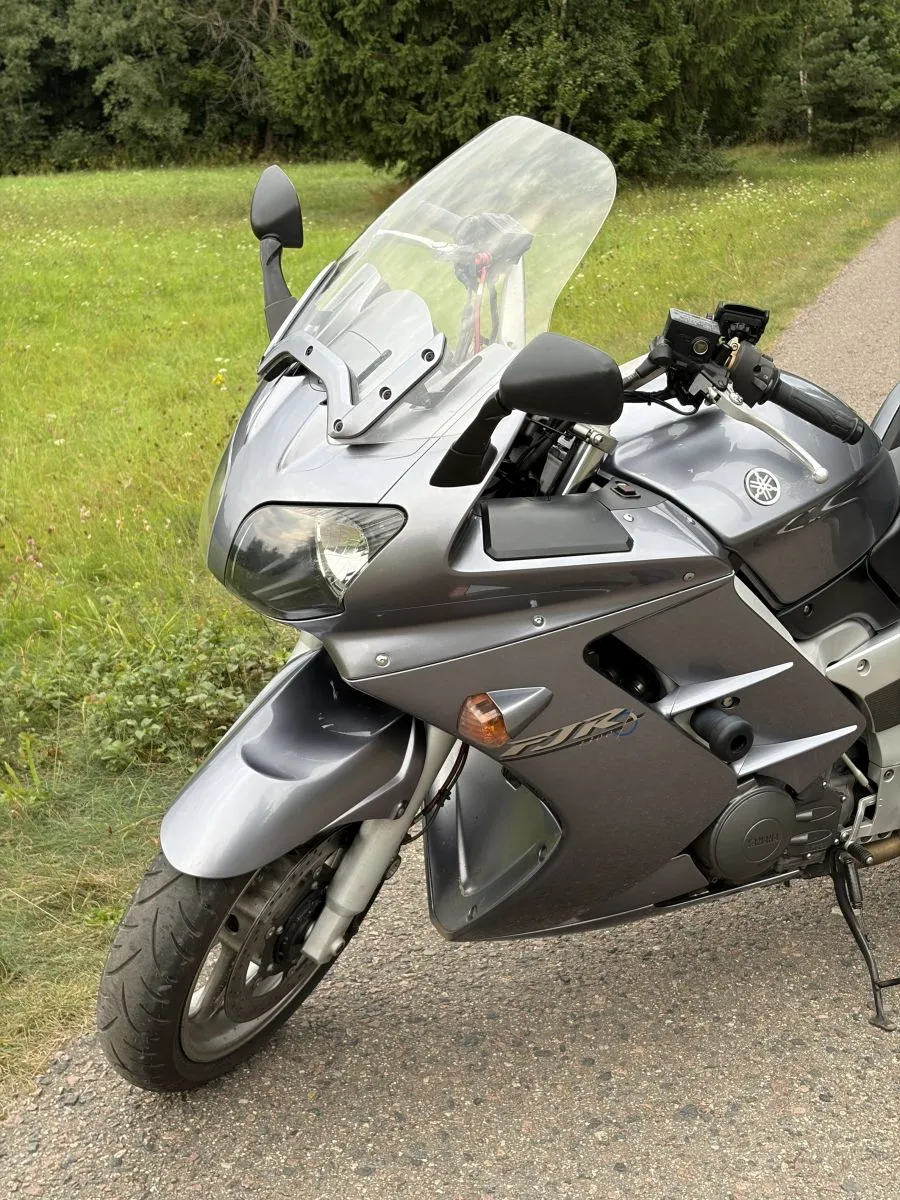 Спорт-турист Yamaha FJR, 2005 г.
