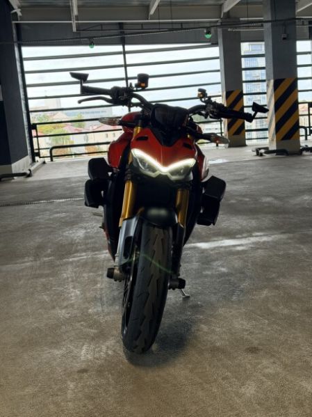 Ducati Streetfighter V4S, 2024 г.