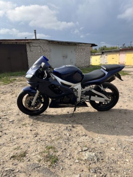 Yamaha YZF, 2001 г.