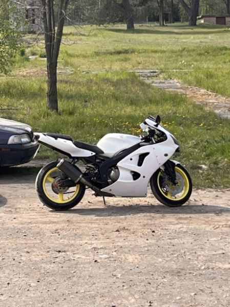Kawasaki ZXR, 2000 г.
