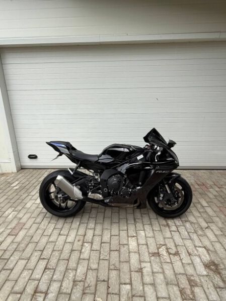 Yamaha YZF R1, 2023 г.