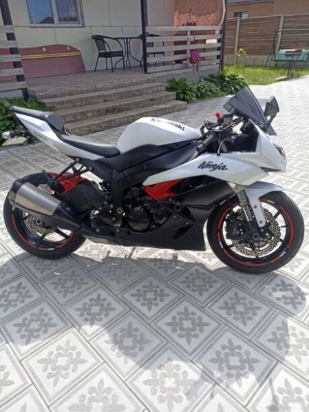 Kawasaki ZXR, 2012 г.