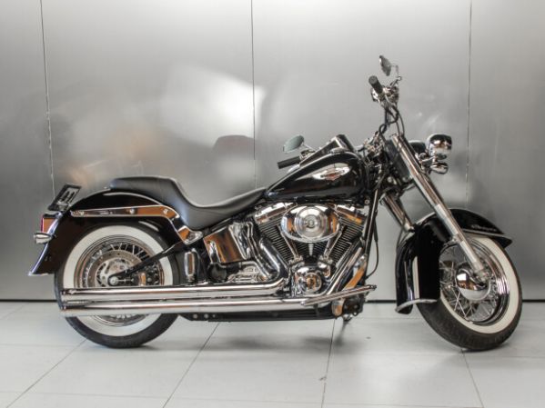 Harley-Davidson Softail Deluxe FLSTNI, 2006 г.