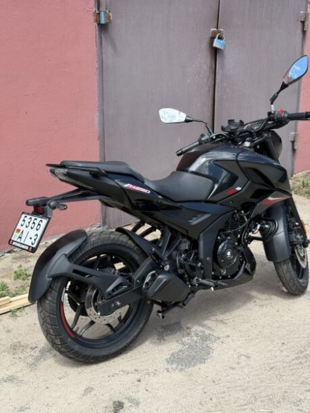 BAJAJ Pulsar, 2024 г.