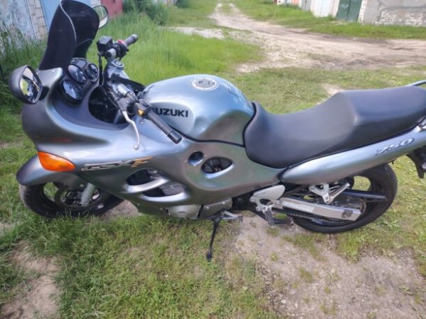 Suzuki Katana 2 поколения, 2003 г.