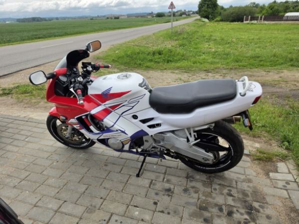 Honda CBR, 1995 г.