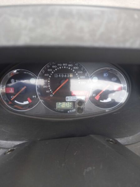 Suzuki Burgman, 2004 г.