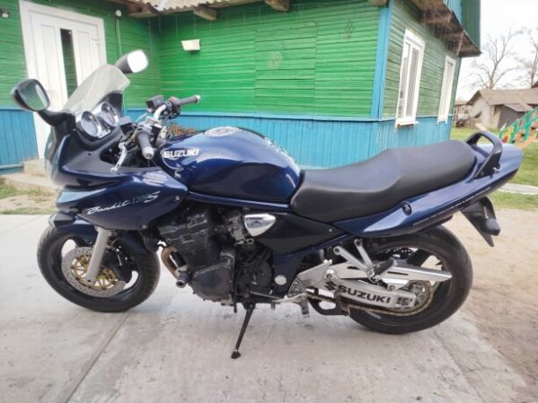 Suzuki Bandit, 2002 г.