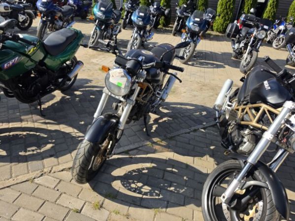 Ducati Monster, 2000 г.