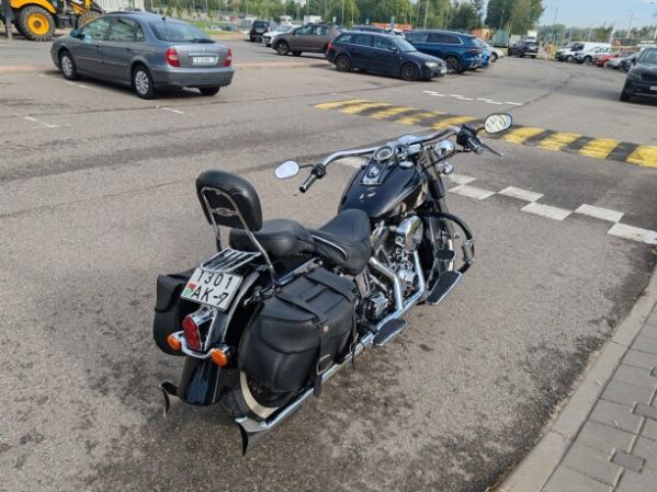 Harley-Davidson Softail Deluxe FLSTNI, 2005 г.