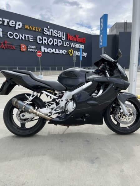 Honda CBR, 2000 г.