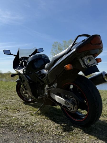 Suzuki RF, 1996 г.