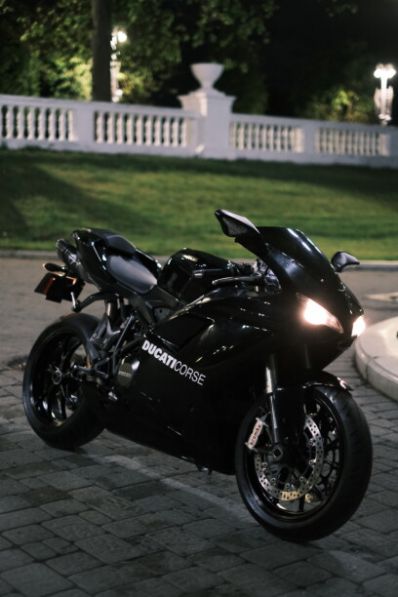 Ducati 848 EVO, 2011 г.