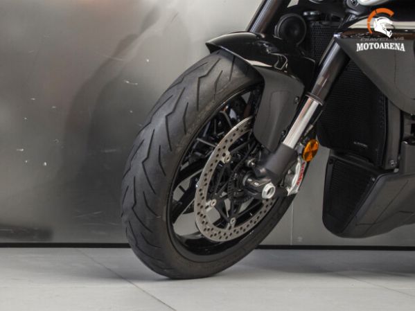 Ducati Diavel V4, 2023 г.
