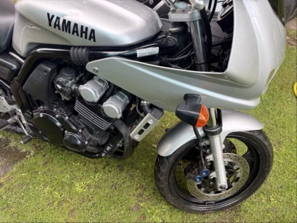 Yamaha FZS 600 Fazer, 2000 г.