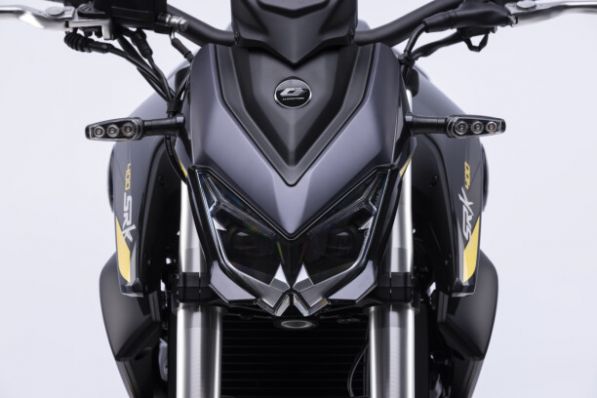 QJ MOTOR SRK 400, 2026 г.