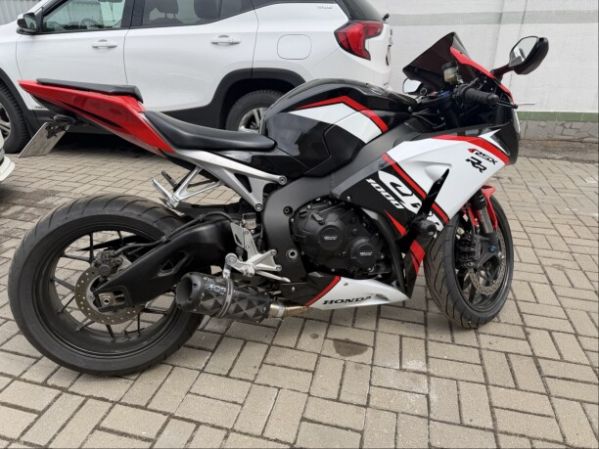 Honda CBR 1000rr fireblade, 2012 г.