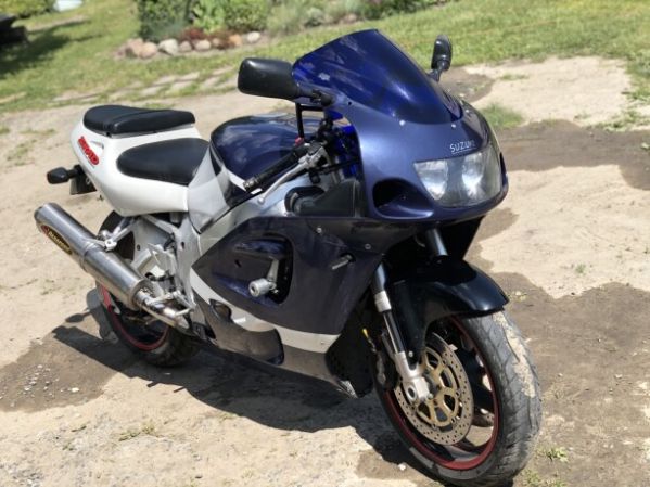 Suzuki GSX-R, 2000 г.