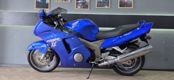 Honda CBR 1100XХ, 2001 г.