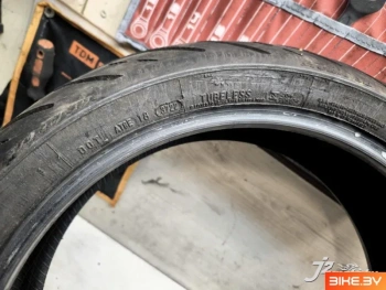 Мотошина AVON STORM 180/55-17 (дата выпуска 37/22) Honda VFR750F (1990-1993)