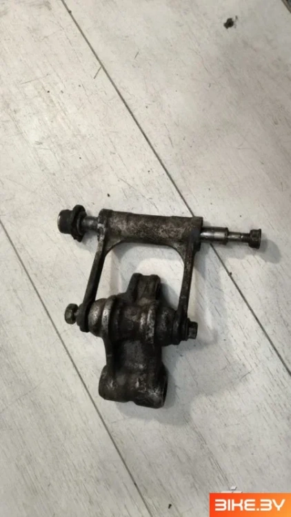Прогрессия Honda VFR400R (1986-1987)