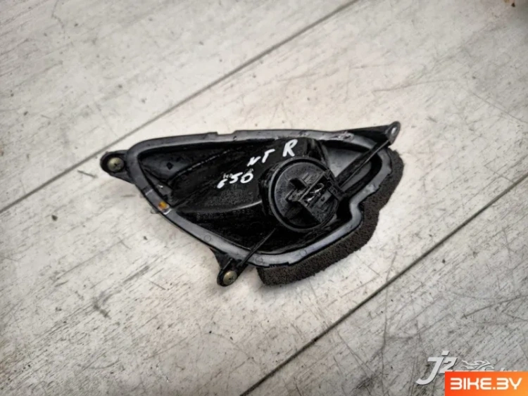 Указатель поворота правый Honda NT650V Deauville (1998-2001)