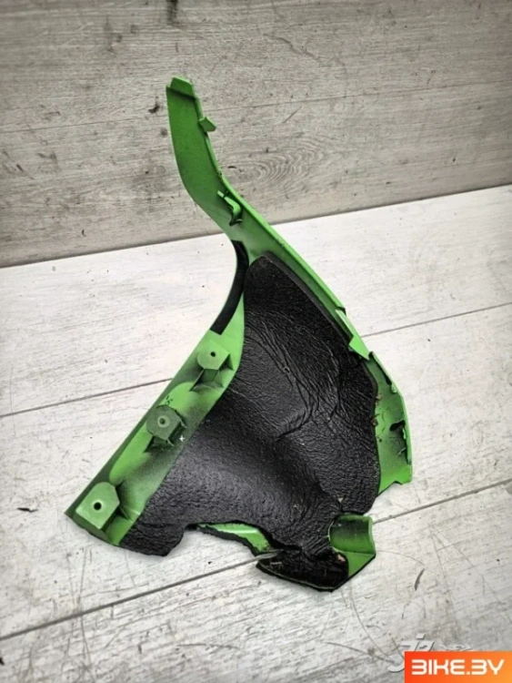 Элемент пластика Kawasaki ZX-6R (2005-2006)