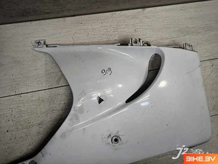 Элемент пластика Honda CBR919RR Fireblade (1996-1999)