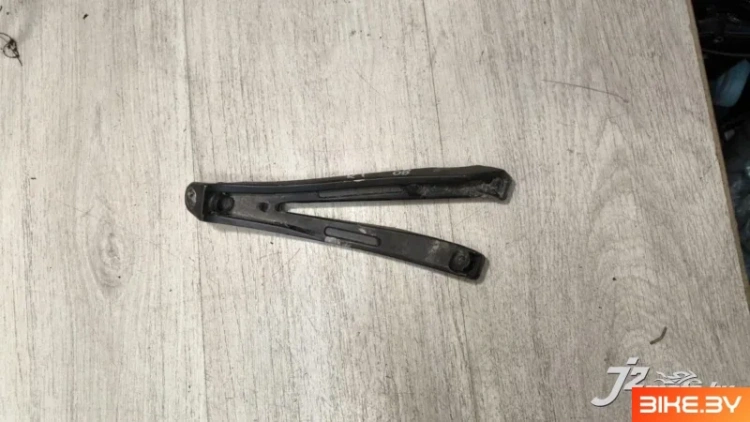 Кронштейн задней боковой подножки Yamaha R1 (2007-2008)