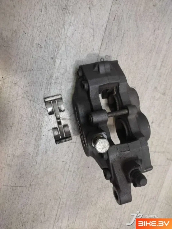 Суппорт передний Triumph Trophy 1200 (1996-2003)