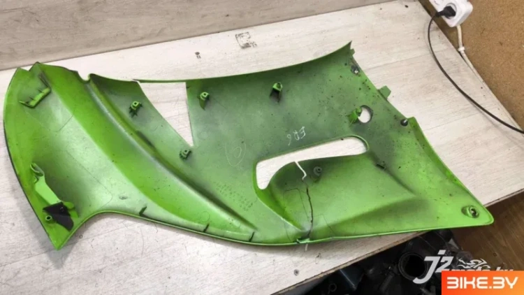 Элемент пластика Kawasaki ER-6F (2006-2008)