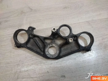 Траверса верхняя Yamaha R6 (1999-2002)