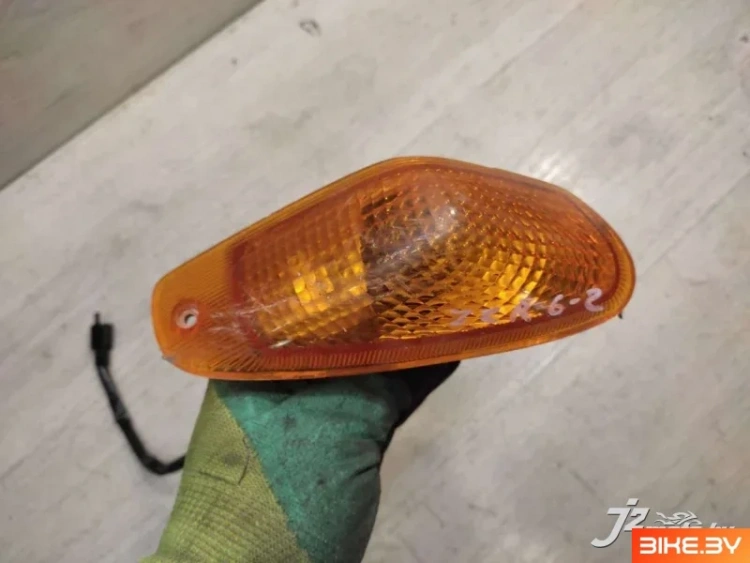 Указатель поворота Kawasaki ZZR600 (1993-2003)