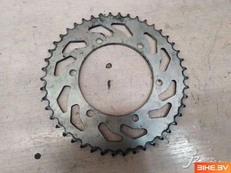 Звездочка ведомая Sunstar 4523-46 Suzuki GSX600R (1997-2000)