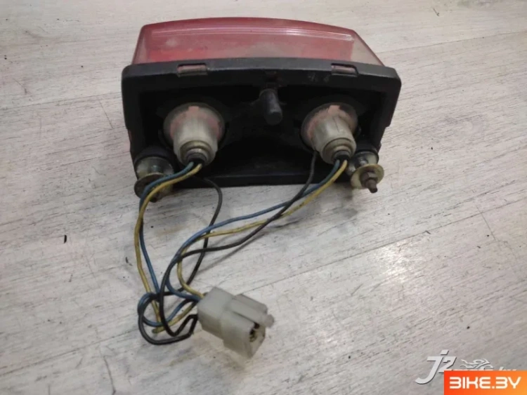 Фонарь задний (стоп) Yamaha TDM850 (1991-1995)