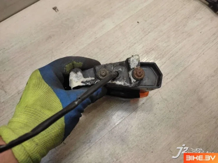 Указатель поворота Honda CBR600F2