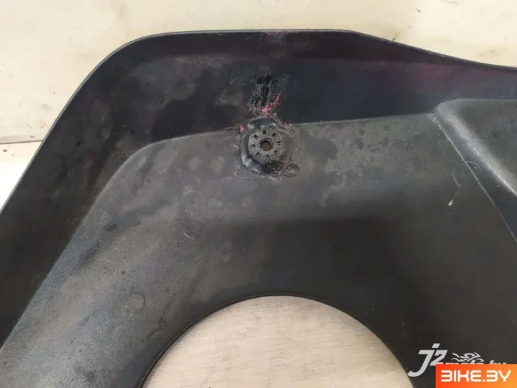 Элемент пластика боковой Honda CBR954RR Fireblade