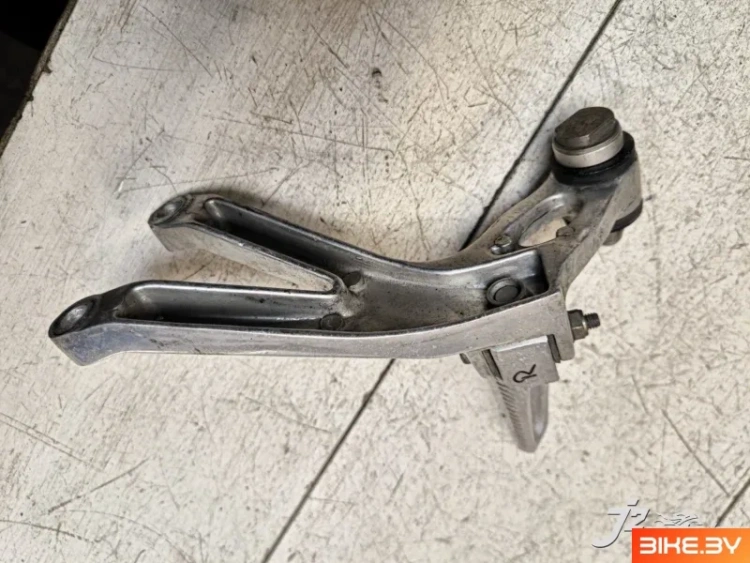 Кронштейн с боковой подножкой Kawasaki ZX-6R (2000-2002)