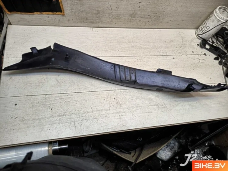 Элемент пластика боковой Yamaha XJ600S Diversion (1992-1997)