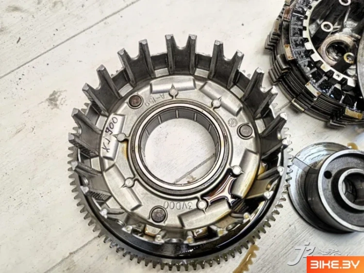 Корзина сцепления в сборе Yamaha XJ900S Diversion (1995-2002)