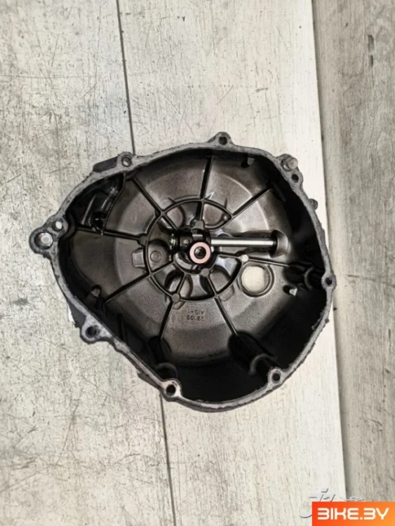 Крышка двигателя Yamaha FZ1N (2006-2015)