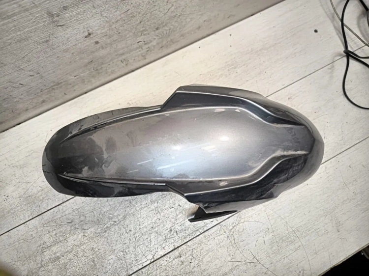 Крыло BMW K1200S (2004-2008)