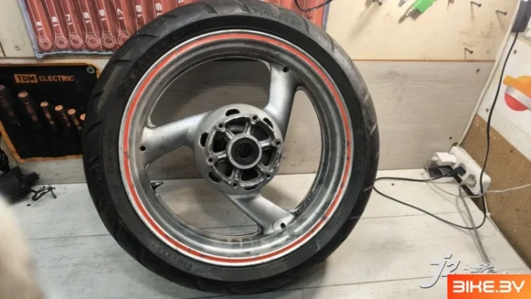 Диск колесный задний Yamaha YZF1000R Thunderace (1996-2001)