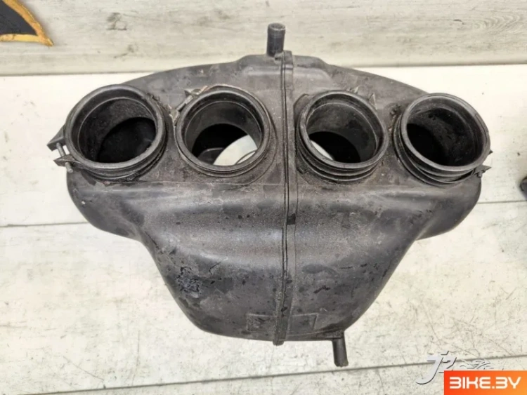 Корпус воздушного фильтра (AIRBOX) Suzuki GSX600F Katana (1988-1997)