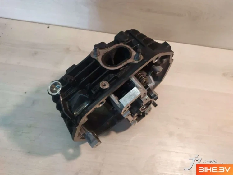 Головка блока цилиндра BMW R1200GS (2011-2016)