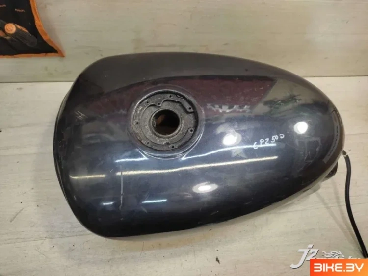 Бак топливный Kawasaki GPZ500 (1994-2009)
