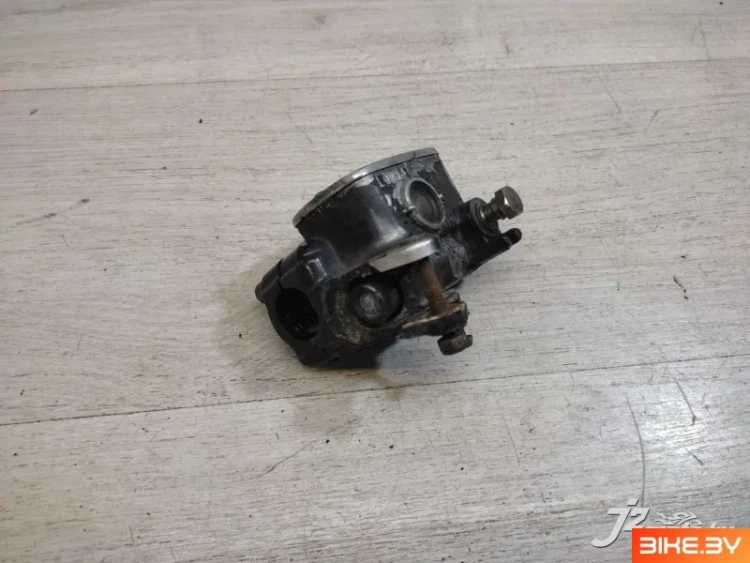 Главный тормозной цилиндр переднего тормоза (машинка) Yamaha XP500 T-MAX (2001-2003)