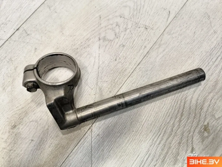 Клипон правый Suzuki TL1000S (1997-2001)